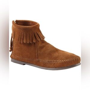 Minnetonka women’s Brown Suede soft sole Fringe Ankle Boots size 6.5